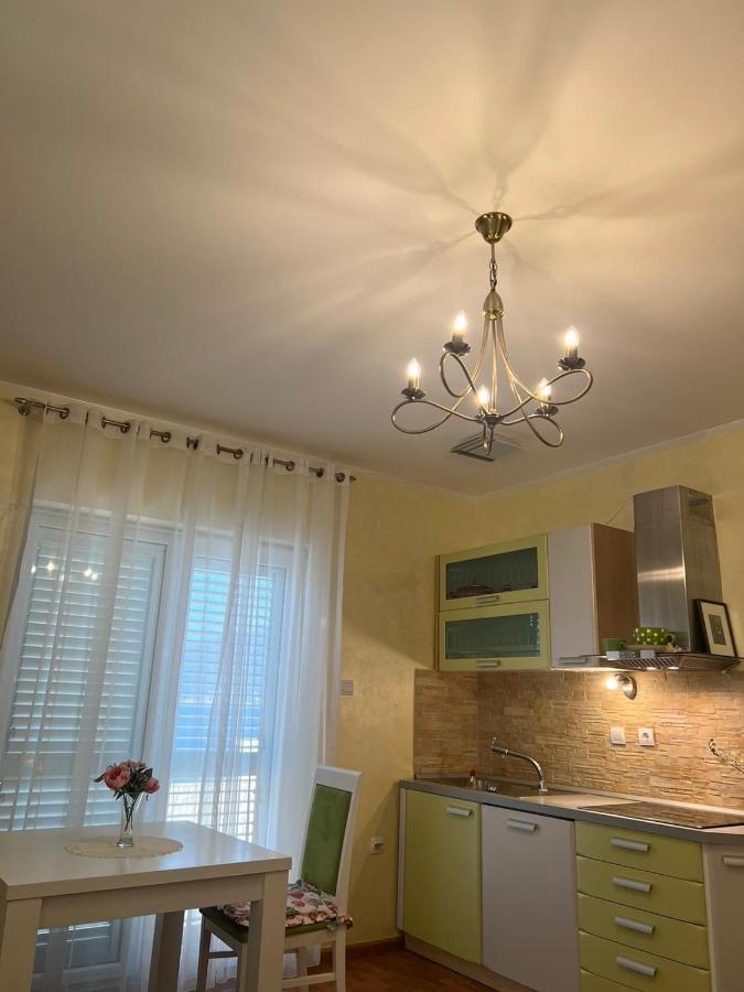 Villa Mare Apartments Tivat Eksteriør bilde